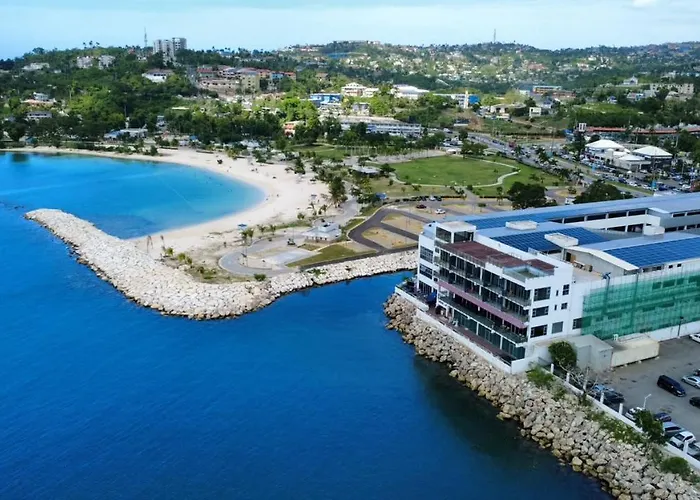 Surfs Up - A Sky Harbour Oceanfront King Montego Bay